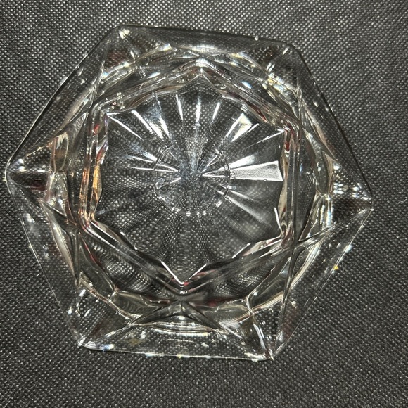 Vintage Hexagonal Starburst Clear Glass Ashtray Mid Century Modern 6 Grooves - Picture 4 of 4